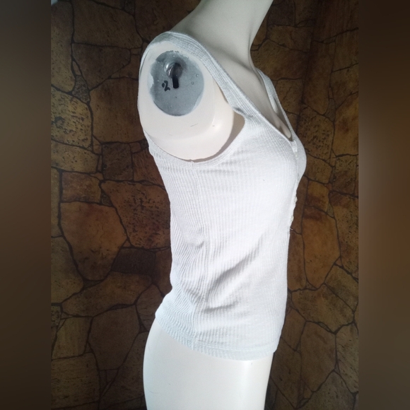 Abercrombie & Fitch White Ribbed Tank Top - Picture 3 of 4